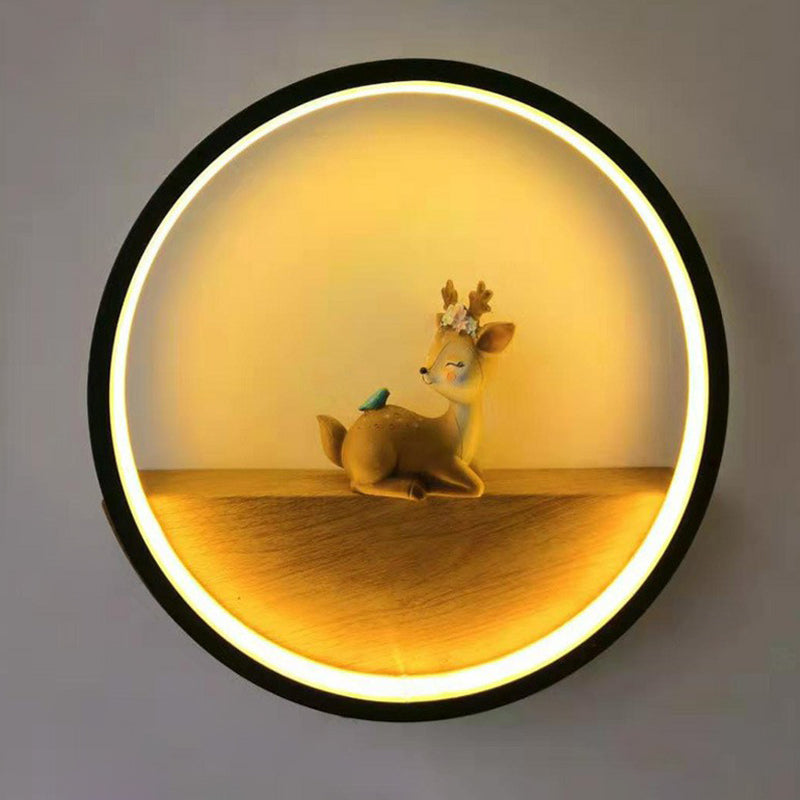Circle Living Room Wall Sconce Lamp Metal Modern Style LED Wall Lighting Fixture with Decorative Deer Black Warm Clearhalo 'Modern wall lights' 'Modern' 'Wall Lamps & Sconces' 'Wall Lights' Lighting' 2228396