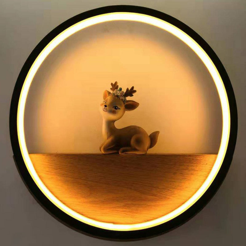 Circle Living Room Wall Sconce Lamp Metal Modern Style LED Wall Lighting Fixture with Decorative Deer Clearhalo 'Modern wall lights' 'Modern' 'Wall Lamps & Sconces' 'Wall Lights' Lighting' 2228397