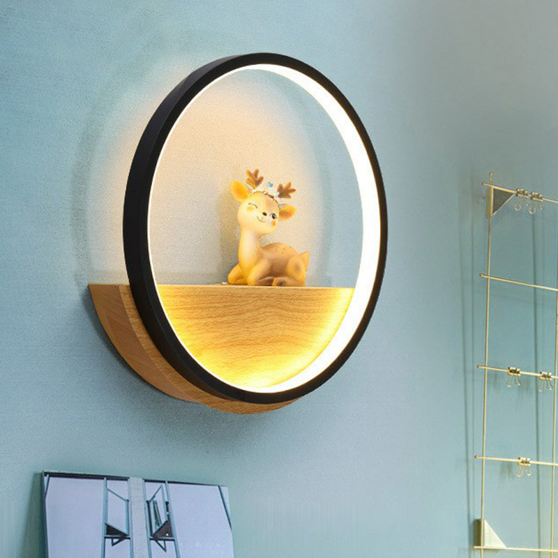 Circle Living Room Wall Sconce Lamp Metal Modern Style LED Wall Lighting Fixture with Decorative Deer Black Third Gear Clearhalo 'Modern wall lights' 'Modern' 'Wall Lamps & Sconces' 'Wall Lights' Lighting' 2228398