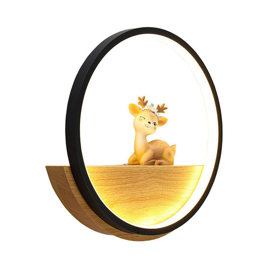 Circle Living Room Wall Sconce Lamp Metal Modern Style LED Wall Lighting Fixture with Decorative Deer Clearhalo 'Modern wall lights' 'Modern' 'Wall Lamps & Sconces' 'Wall Lights' Lighting' 2228400