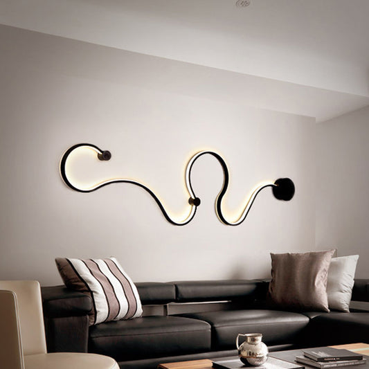Metallic Snake-Like LED Wall Lamp Nordic Style Black Wall Sconce Lighting for Living Room Black Clearhalo 'Cast Iron' 'Glass' 'Industrial' 'Modern wall lights' 'Modern' 'Tiffany' 'Traditional wall lights' 'Wall Lamps & Sconces' 'Wall Lights' Lighting' 2236356