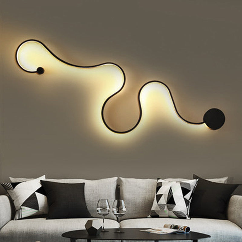Metallic Snake-Like LED Wall Lamp Nordic Style Black Wall Sconce Lighting for Living Room Clearhalo 'Cast Iron' 'Glass' 'Industrial' 'Modern wall lights' 'Modern' 'Tiffany' 'Traditional wall lights' 'Wall Lamps & Sconces' 'Wall Lights' Lighting' 2236357