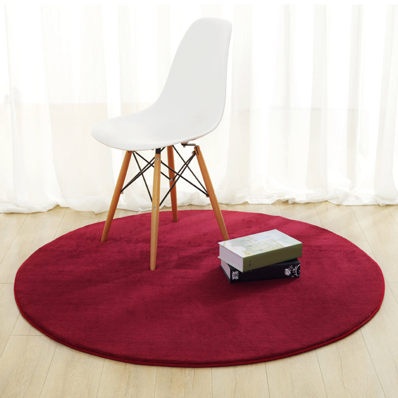 Multi Colored Minimalist Rug Polypropylene Plain Area Carpet Pet Friendly Machine Washable Rug for Room Burgundy Clearhalo 'Area Rug' 'Casual' 'Rugs' Rug' 2238795