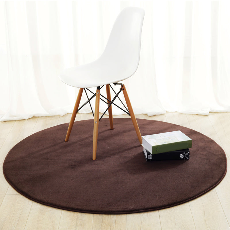 Multi Colored Minimalist Rug Polypropylene Plain Area Carpet Pet Friendly Machine Washable Rug for Room Dark Coffee Clearhalo 'Area Rug' 'Casual' 'Rugs' Rug' 2238796