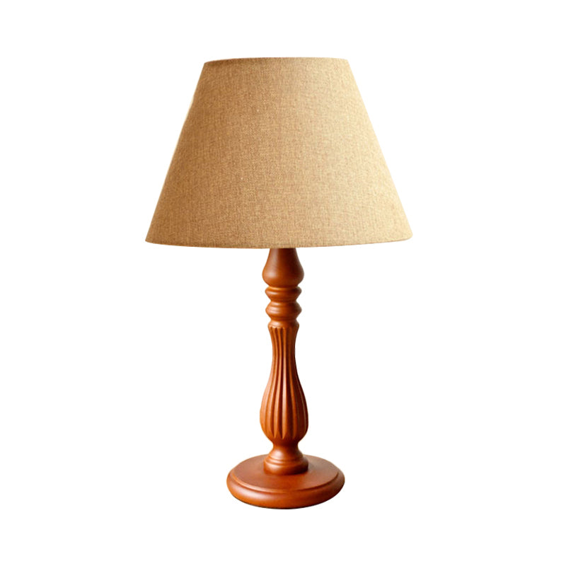 White/Flaxen/Beige Barrel Desk Lamp Traditional Fabric 1 Light Bedroom Reading Light with Wood Base Clearhalo 'Lamps' 'Table Lamps' Lighting' 223976