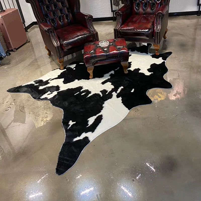Multi Color Unique Rug Acrylic Animal Skin Print Carpet Easy Care Machine Washable Rug for Decoration Black-White 5'7" x 8' Clearhalo 'Area Rug' 'Casual' 'Rugs' Rug' 2245998