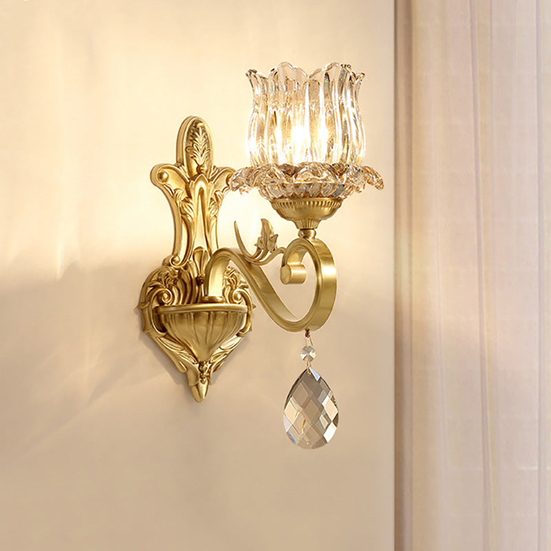 Clear Crystal Petal Wall Lighting Contemporary 1 Light Wall Sconce Lamp with Carved Arm in Gold for Corridor Clearhalo 'Modern wall lights' 'Modern' 'Wall Lamps & Sconces' 'Wall Lights' Lighting' 224946