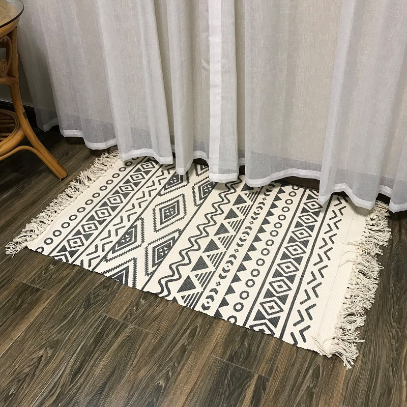 Casual Multicolor Western Rug Cotton Blend Geometric Area Rug Machine Washable Woven Carpet with Tassel for Living Room Black-White Clearhalo 'Area Rug' 'Rugs' 'Southwestern' Rug' 2250089
