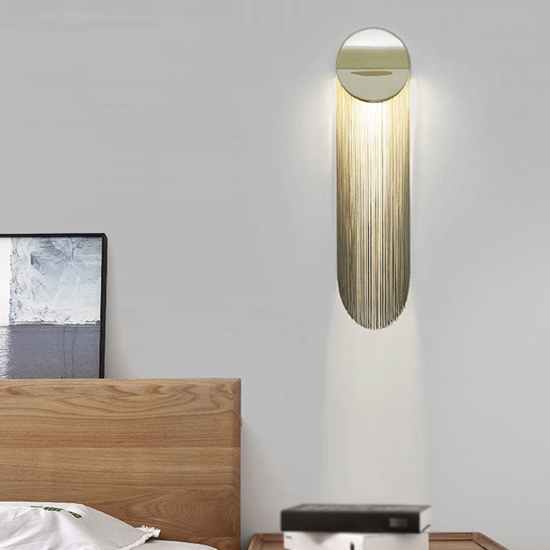 Fringed Wall Light Fixture Postmodern Metallic Single-Bulb Bedside Wall Mounted Lamp in Gold Clearhalo 'Cast Iron' 'Glass' 'Industrial' 'Modern wall lights' 'Modern' 'Tiffany' 'Traditional wall lights' 'Wall Lamps & Sconces' 'Wall Lights' Lighting' 2253539
