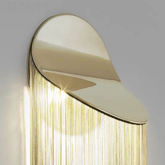 Fringed Wall Light Fixture Postmodern Metallic Single-Bulb Bedside Wall Mounted Lamp in Gold Clearhalo 'Cast Iron' 'Glass' 'Industrial' 'Modern wall lights' 'Modern' 'Tiffany' 'Traditional wall lights' 'Wall Lamps & Sconces' 'Wall Lights' Lighting' 2253543