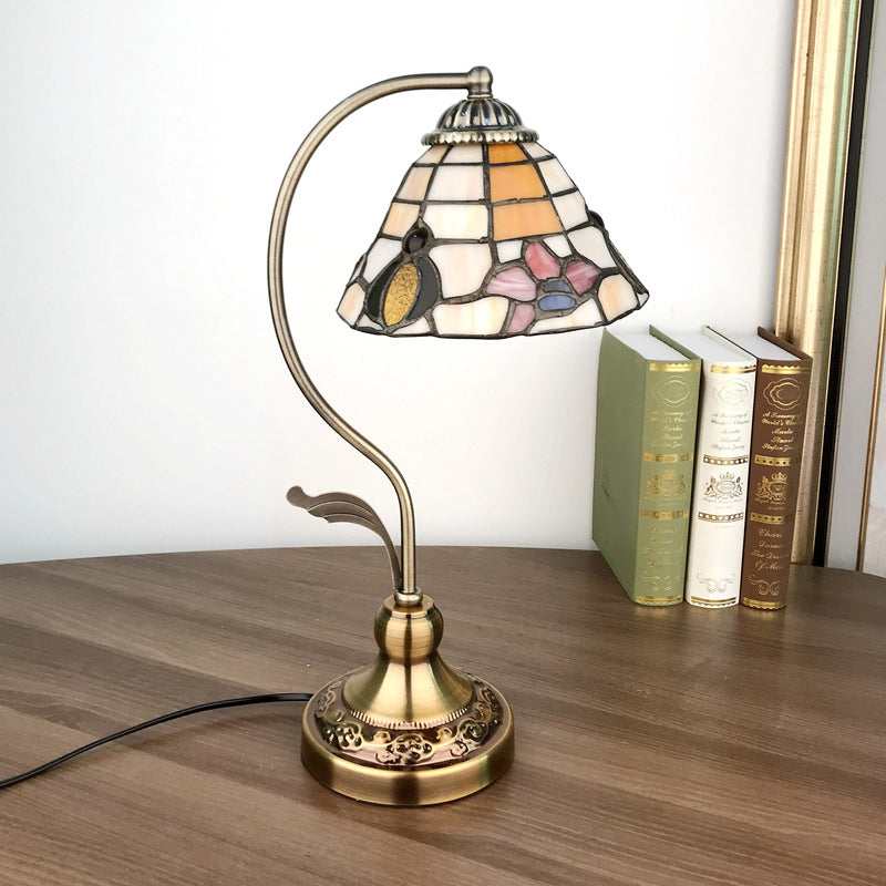 Single Nightstand Lamp Tiffany Style Bell Shade Gridded Glass Table Lighting for Bedroom Orange Clearhalo 'Lamps' 'Table Lamps' Lighting' 2255581