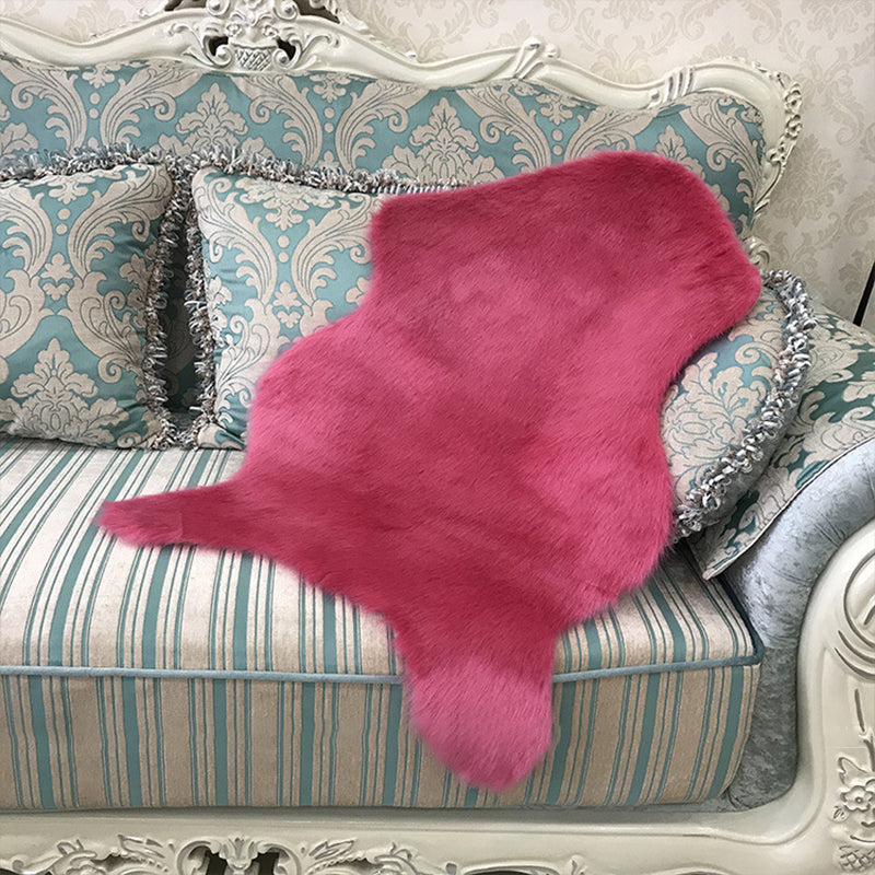 Irregular Shape Plain Rug Multi-Colored Minimalist Carpet Faux Wool Hand-Wash Rug for Room Rose Red Clearhalo 'Area Rug' 'Casual' 'Rugs' Rug' 2257888