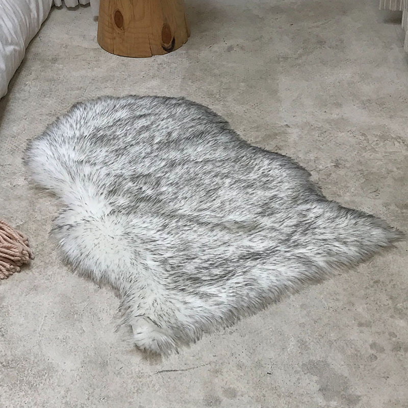Warm Solid Color Rug Multicolor Nordic Style Carpet Plush Machine Washable Functional Rug for Bedroom White-Gray Clearhalo 'Area Rug' 'Casual' 'Rugs' Rug' 2257915
