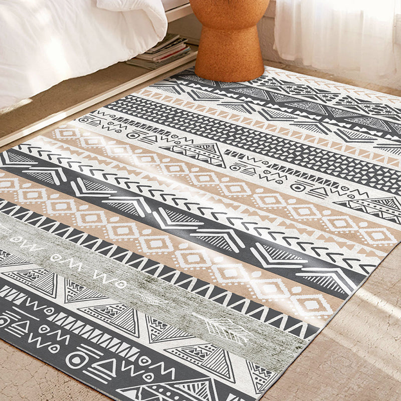 Retro Indian Style Rug Multi Color Geometric Carpet Pet Friendly Anti-Slip Stain Resistant Rug for Home Decoration Clearhalo 'Area Rug' 'Rugs' 'Southwestern' Rug' 2262614
