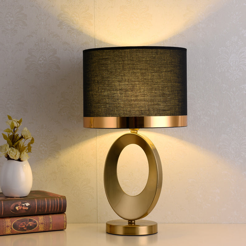 Classic Style Drum Shade Table Lamp 1 Head Fabric Nightstand Lighting for Study Room Clearhalo 'Lamps' 'Table Lamps' Lighting' 2268075