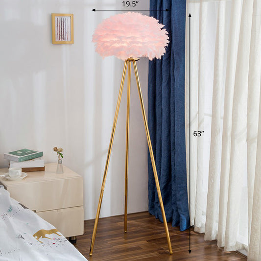 Dome Bedside Floor Lamp Feather 1 Head Nordic Style Standing Light with Brass Tripod Pink Clearhalo 'Floor Lamps' 'Lamps' Lighting' 2282860