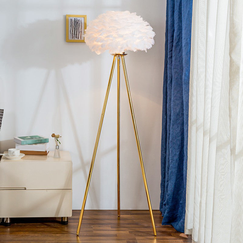 Dome Bedside Floor Lamp Feather 1 Head Nordic Style Standing Light with Brass Tripod Clearhalo 'Floor Lamps' 'Lamps' Lighting' 2282865