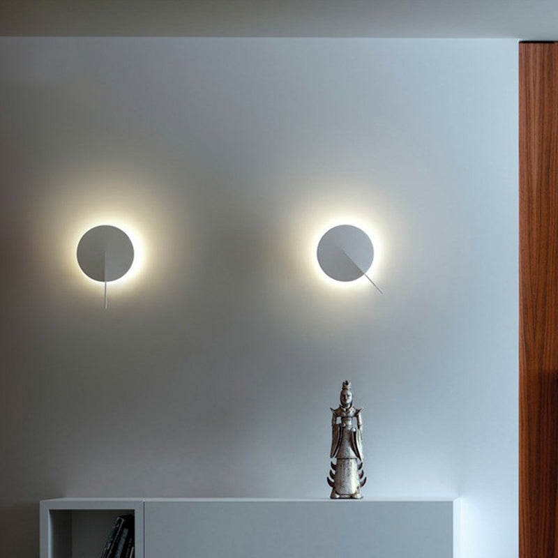 Art Deco Disk Shaped Wall Lamp Fixture Metallic 1 Head Stairway Sconce Wall Lighting Clearhalo 'Cast Iron' 'Glass' 'Industrial' 'Modern wall lights' 'Modern' 'Tiffany' 'Traditional wall lights' 'Wall Lamps & Sconces' 'Wall Lights' Lighting' 2282965