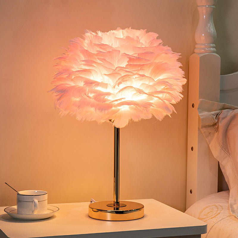 Blossom Night Stand Light Minimalistic Natural Feather Single Bedside Table Lamp Clearhalo 'Lamps' 'Table Lamps' Lighting' 2283090