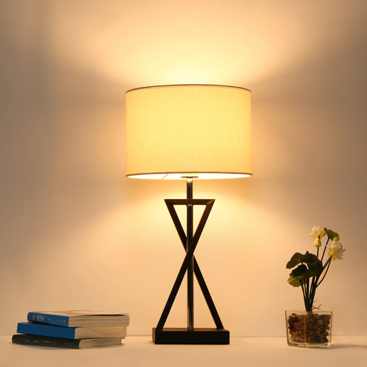 Modern Hourglass Table Lamp Fabric Single Bedside Nightstand Lighting with Drum Fabric Shade in White Clearhalo 'Lamps' 'Table Lamps' Lighting' 2290474