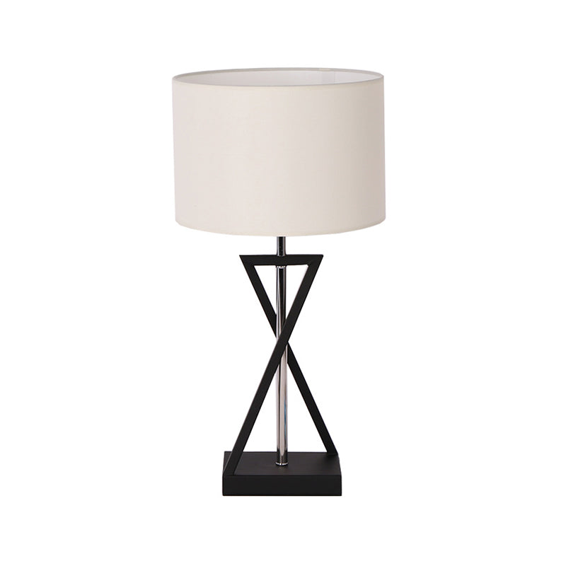 Modern Hourglass Table Lamp Fabric Single Bedside Nightstand Lighting with Drum Fabric Shade in White Clearhalo 'Lamps' 'Table Lamps' Lighting' 2290475