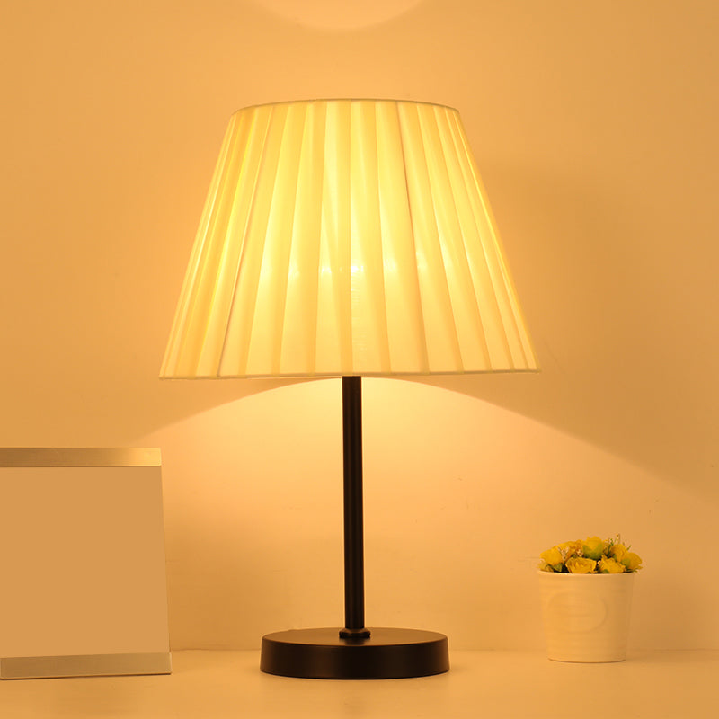 Pleated Fabric Tapered Table Lamp Simple Style 1 Bulb Nightstand Light for Bedside Clearhalo 'Lamps' 'Table Lamps' Lighting' 2290477