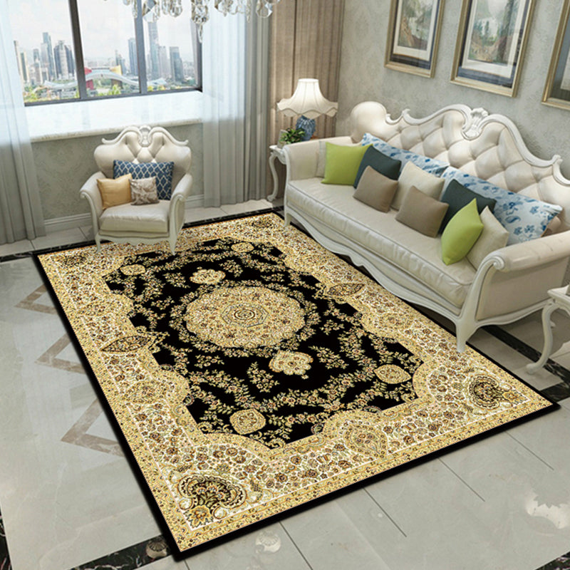 Nostalgia Floral Printed Rug Multi Color Synthetics Indoor Rug Non-Slip Backing Washable Carpet for Parlor Gold-Black Clearhalo 'Area Rug' 'Rugs' 'Vintage' Rug' 2296200