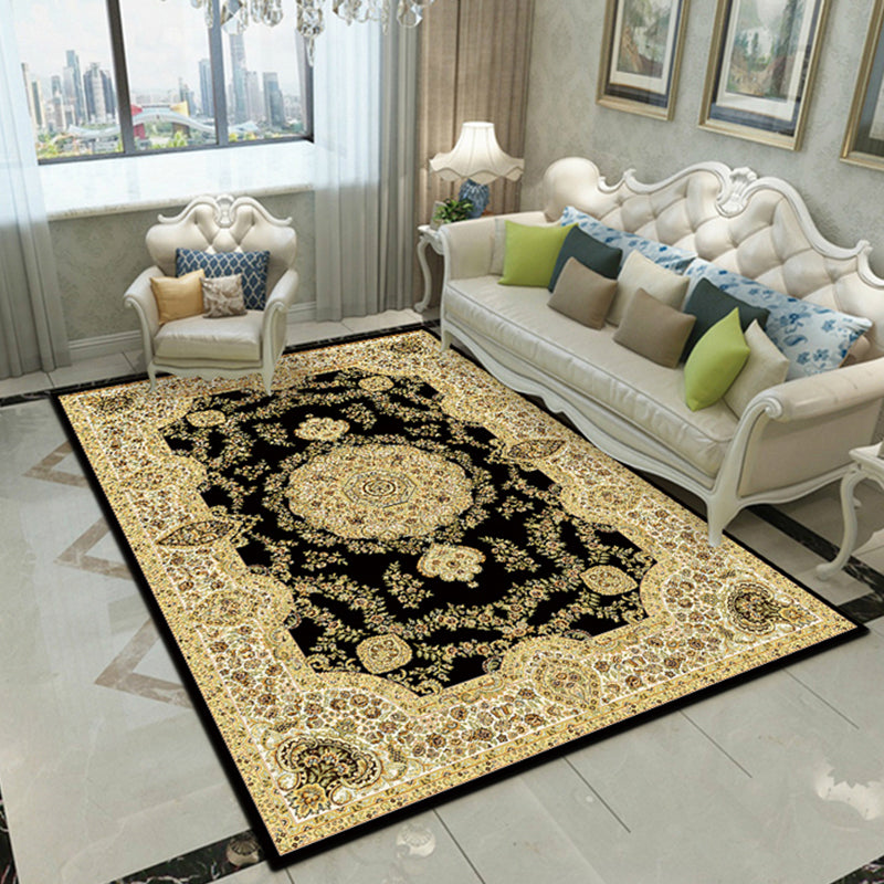 Nostalgia Floral Printed Rug Multi Color Synthetics Indoor Rug Non-Slip Backing Washable Carpet for Parlor Gold-Black Clearhalo 'Area Rug' 'Rugs' 'Vintage' Rug' 2296200