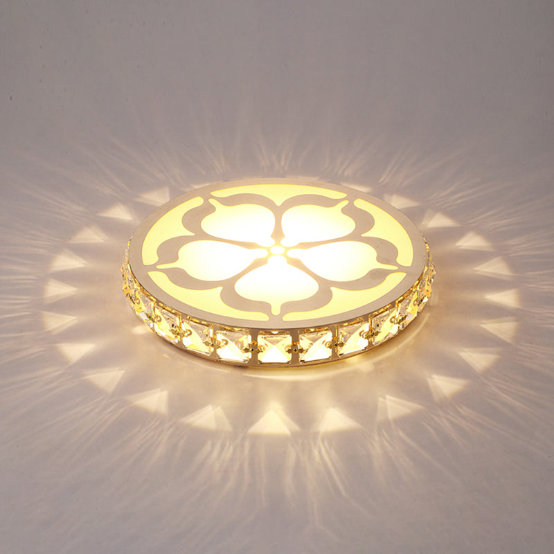 Ultrathin Round LED Flush Mount Light Fixture Simple Crystal Corridor Ceiling Lamp with Flower Pattern Gold Warm Clearhalo 'Ceiling Lights' 'Close To Ceiling Lights' 'Close to ceiling' 'Flush mount' Lighting' 2310858