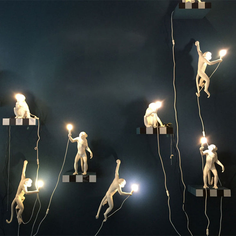 White Monkey Standing Floor Light Artistic Single-Bulb Resin Floor Lamp for Living Room Clearhalo 'Floor Lamps' 'Lamps' Lighting' 2311871