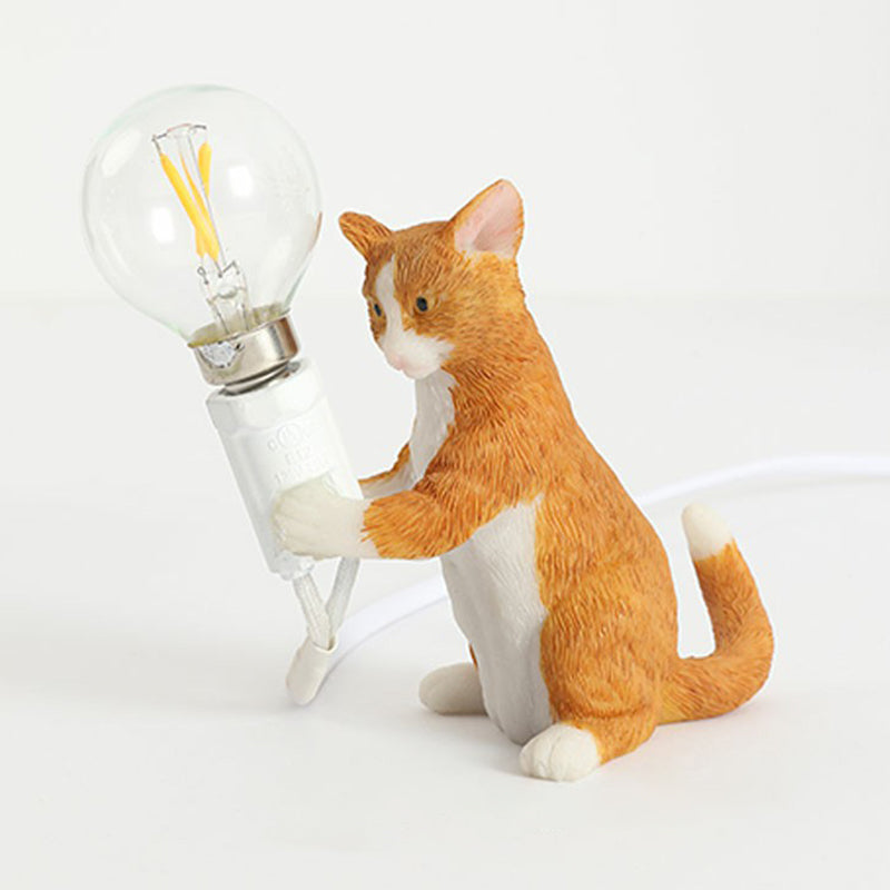 Kitten Night Table Light Decorative Resin 1 Bulb Childrens Bedroom Nightstand Lamp Yellow-Red Sitting Clearhalo 'Lamps' 'Table Lamps' Lighting' 2311911