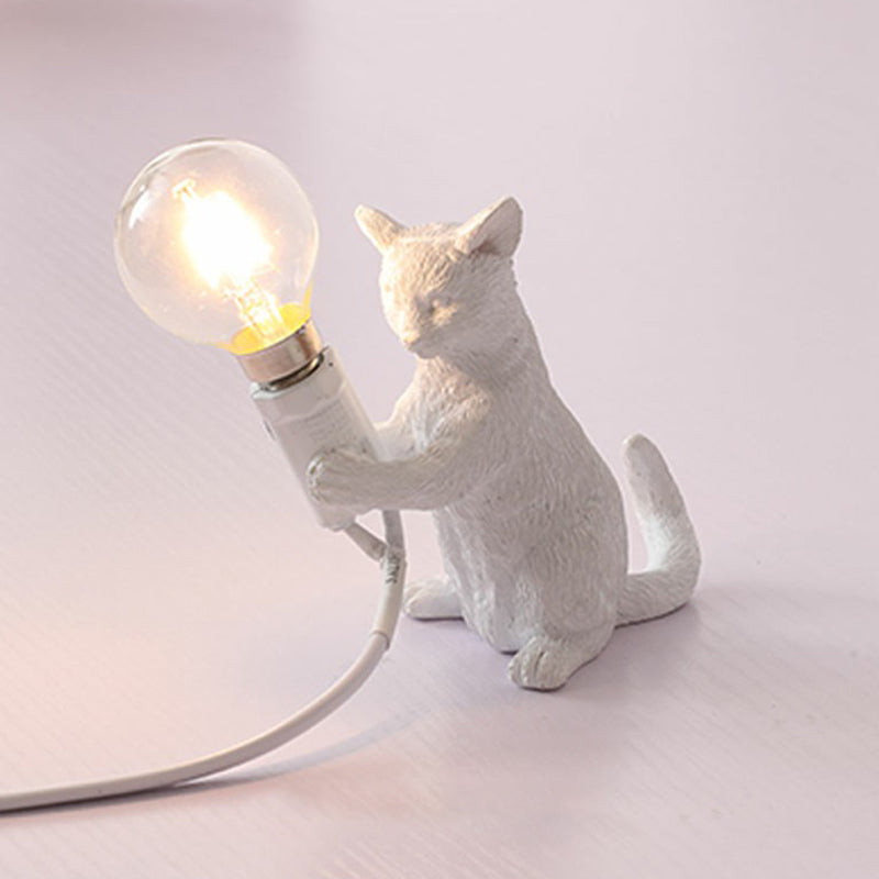 Kitten Night Table Light Decorative Resin 1 Bulb Childrens Bedroom Nightstand Lamp White Sitting Clearhalo 'Lamps' 'Table Lamps' Lighting' 2311920