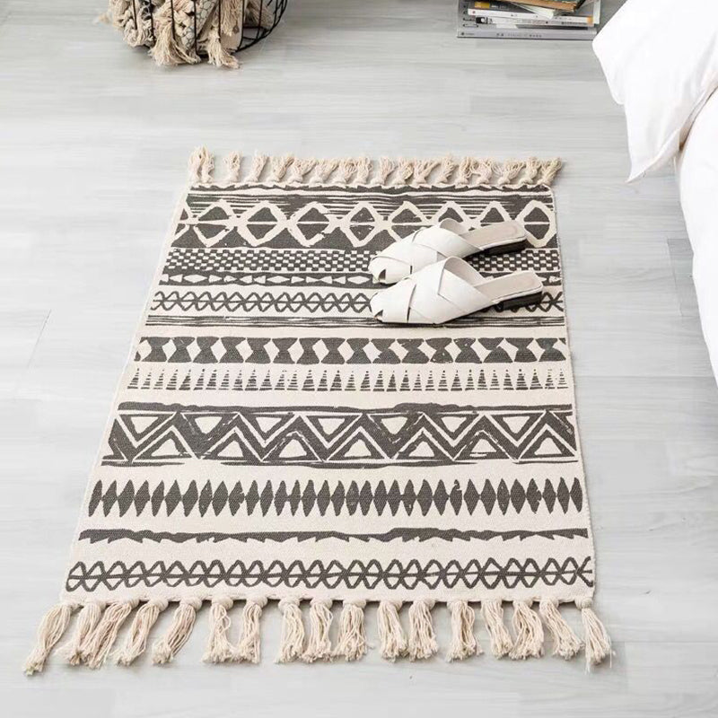 Multi Color Comfort Rug Jute Geometric Printed Area Carpet Easy Care Stain-Resistant Pet Friendly Rug with Tassel for Bedroom Dark Gray-Black 2' x 2'11" Clearhalo 'Area Rug' 'Bohemian' 'Rugs' Rug' 2317561