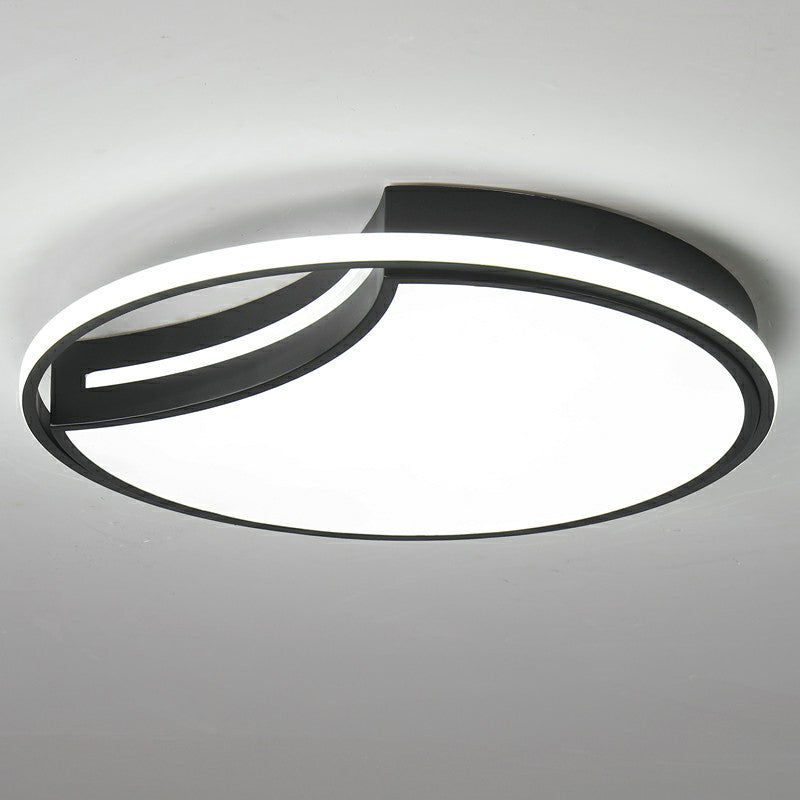 Minimalist Crescent LED Ceiling Flush Mount Acrylic Bedroom Flush Light Fixture with Halo Ring in Black Clearhalo 'Ceiling Lights' 'Close To Ceiling Lights' 'Close to ceiling' 'Flush mount' Lighting' 2326993