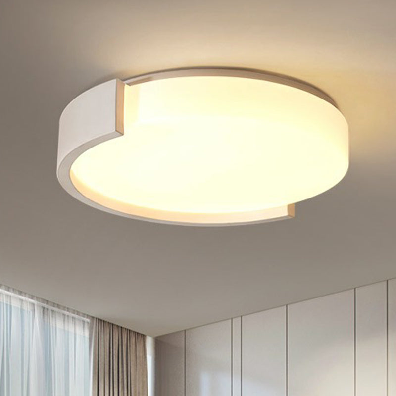 Round Acrylic Ceiling Lighting Simplicity LED Flush-Mount Light Fixture for Bedroom Clearhalo 'Ceiling Lights' 'Close To Ceiling Lights' 'Close to ceiling' 'Flush mount' Lighting' 2327776