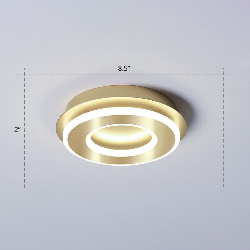 Small Ceiling Flush Mount Light Simple Metal Hallway LED Flush Mount Lighting in Gold Gold White Round Clearhalo 'Ceiling Lights' 'Close To Ceiling Lights' 'Close to ceiling' 'Flush mount' Lighting' 2328066