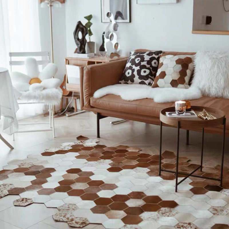 Modern Geometric Printed Rug Brown Cowhide Area Carpet Pet Friendly Stain-Resistant Easy Care Rug for Decoration Clearhalo 'Area Rug' 'Modern' 'Rugs' Rug' 2333080