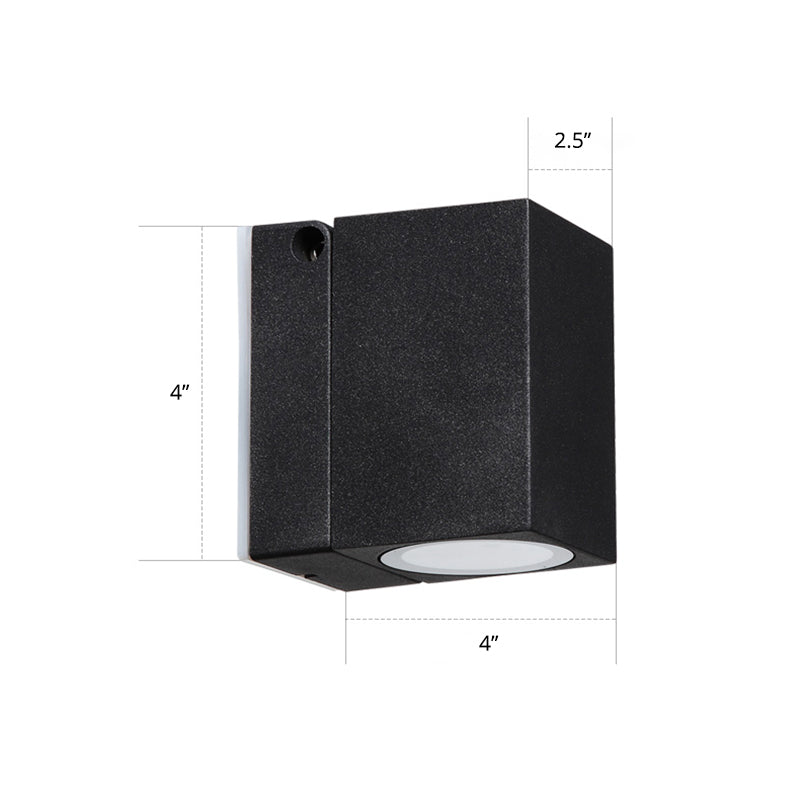 Rectangular Mini Wall Mounted Lighting Modern Metal LED Patio Sconce Fixture in Black Black Clearhalo 'Cast Iron' 'Glass' 'Industrial' 'Modern wall lights' 'Modern' 'Tiffany' 'Traditional wall lights' 'Wall Lamps & Sconces' 'Wall Lights' Lighting' 2336766