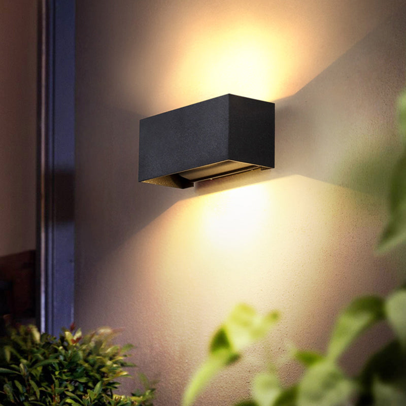 Rectangle LED Wall Washer Sconce Minimalist Metal Matte Black Wall Light Fixture for Yard Clearhalo 'Cast Iron' 'Glass' 'Industrial' 'Modern wall lights' 'Modern' 'Tiffany' 'Traditional wall lights' 'Wall Lamps & Sconces' 'Wall Lights' Lighting' 2336781