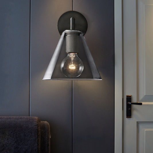 Conic Bedside Wall Mount Light Clear Glass 1-Light Minimalistic Sconce Lamp in Brass Clearhalo 'Cast Iron' 'Glass' 'Industrial' 'Modern wall lights' 'Modern' 'Tiffany' 'Traditional wall lights' 'Wall Lamps & Sconces' 'Wall Lights' Lighting' 2356819