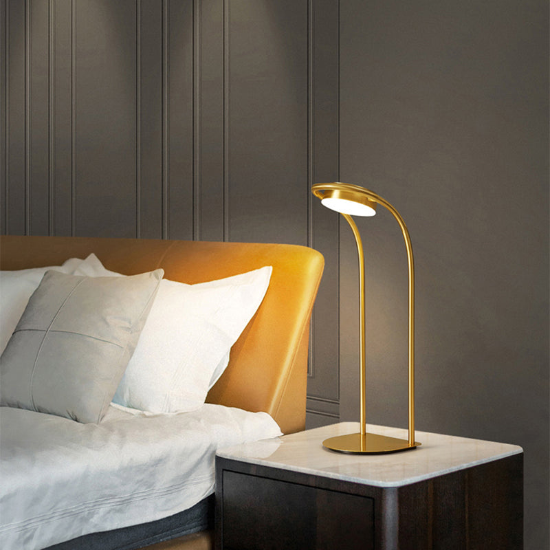 Bend Metallic Nightstand Lamp Postmodern Brass LED Table Lighting for Living Room Clearhalo 'Lamps' 'Table Lamps' Lighting' 2356914
