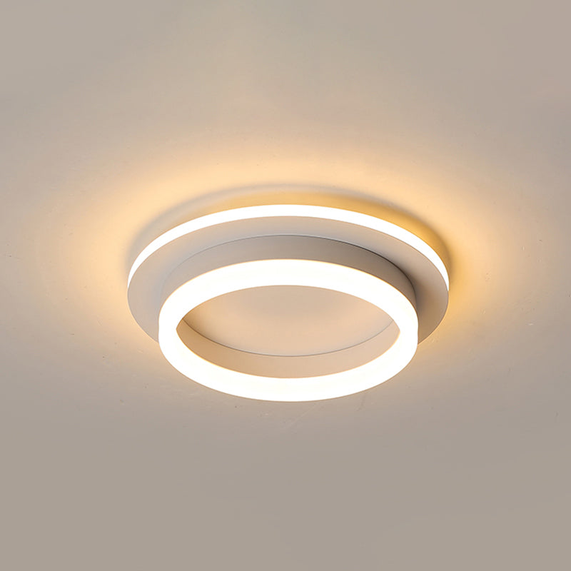 Small Corridor Flush Ceiling Light Fixture Metal Minimalist LED Flush Mount with Acrylic Diffuser White Round Clearhalo 'Ceiling Lights' 'Close To Ceiling Lights' 'Close to ceiling' 'Flush mount' Lighting' 2357565