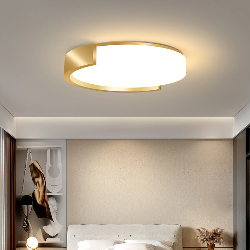 Nordic Flush Mount Lighting Gold Finish Round Ceiling Fixture with Acrylic Shade Clearhalo 'Ceiling Lights' 'Close To Ceiling Lights' 'Close to ceiling' 'Flush mount' Lighting' 2357599