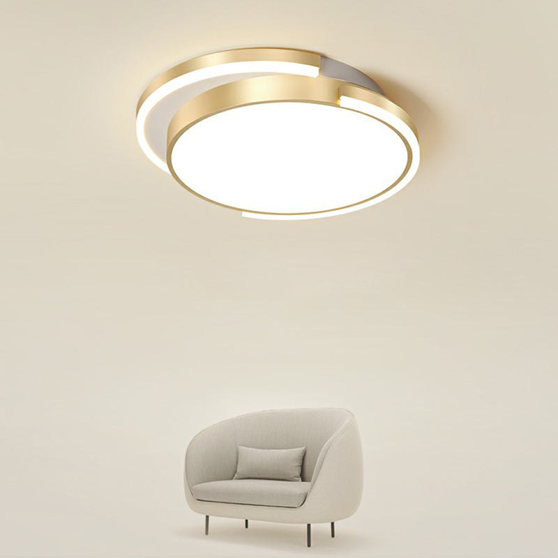 Golden Round LED Flush Mount Fixture Simplicity Acrylic Ceiling Lighting for Bedroom Clearhalo 'Ceiling Lights' 'Close To Ceiling Lights' 'Close to ceiling' 'Flush mount' Lighting' 2357620
