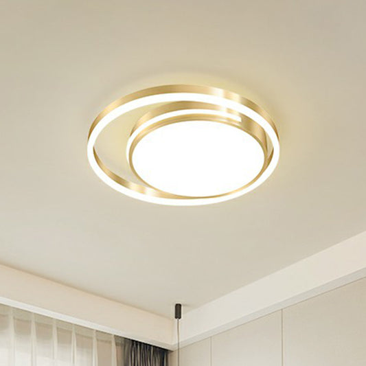 Circular Flush Light Fixture Minimalism Acrylic Bedroom Ceiling Mount Lamp in Gold Gold Clearhalo 'Ceiling Lights' 'Close To Ceiling Lights' 'Close to ceiling' 'Flush mount' Lighting' 2357629