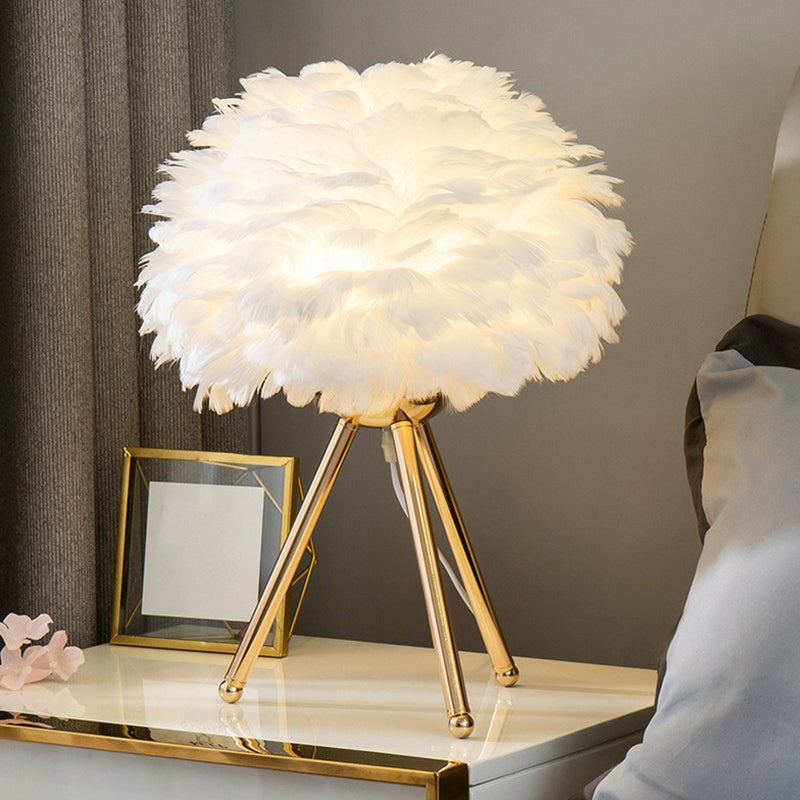 Hemispherical Night Stand Light Minimalist Feather 1-Light Bedside Table Lamp with Tripod Gold White Clearhalo 'Lamps' 'Table Lamps' Lighting' 2365038