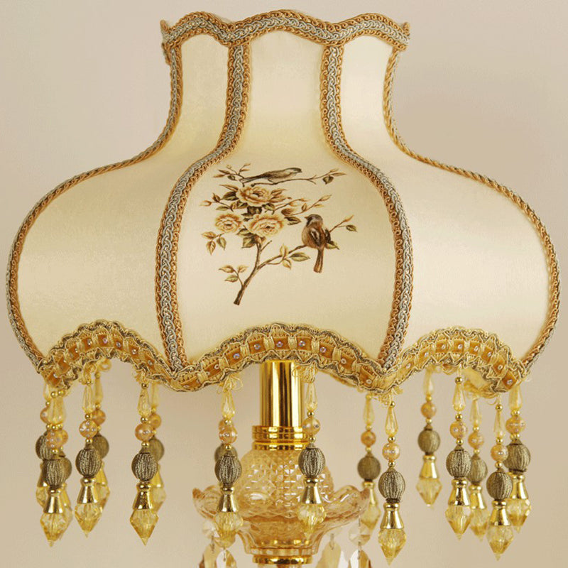 Print Fabric Gold Table Light Scalloped 1 Head Traditional Night Lamp with Crystal Drops Clearhalo 'Lamps' 'Table Lamps' Lighting' 2365137