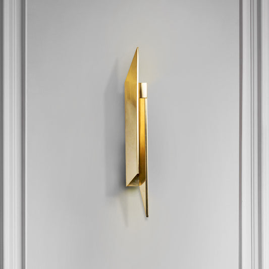 Art Deco Quad Shaped Sconce Light Metallic Bedroom LED Wall Lamp Fixture in Gold Clearhalo 'Cast Iron' 'Glass' 'Industrial' 'Modern wall lights' 'Modern' 'Tiffany' 'Traditional wall lights' 'Wall Lamps & Sconces' 'Wall Lights' Lighting' 2373454