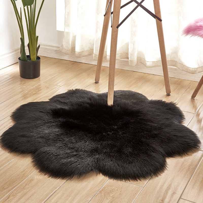 Novelty Shape Solid Color Rug Multicolored Simple Indoor Rug Acrylic Anti-Slip Backing Easy Care Area Carpet for Decoration Black 2'11" x 2'11" Clearhalo 'Area Rug' 'Casual' 'Rugs' Rug' 2374262