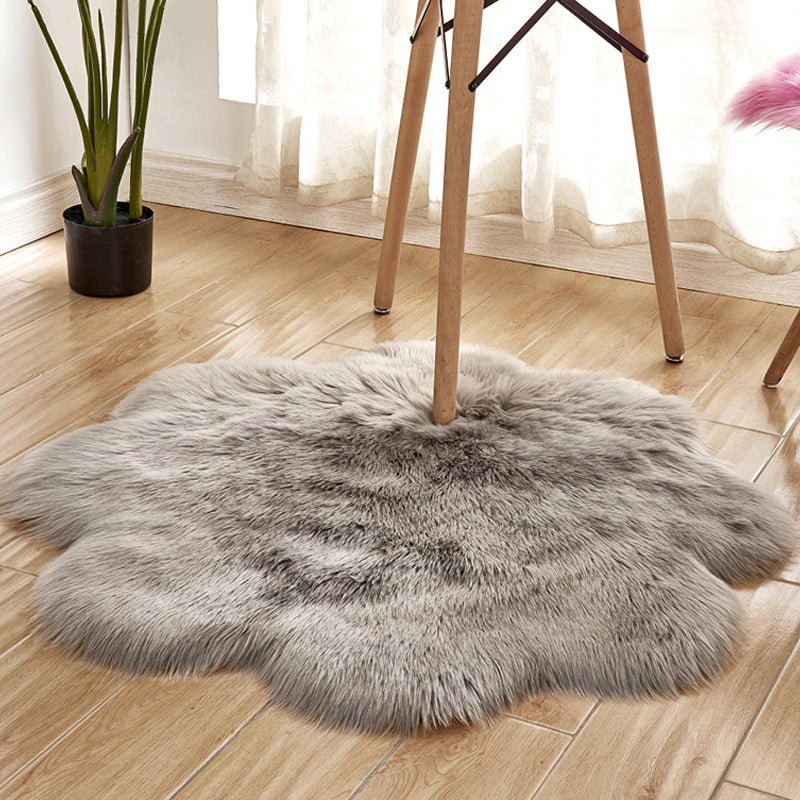Novelty Shape Solid Color Rug Multicolored Simple Indoor Rug Acrylic Anti-Slip Backing Easy Care Area Carpet for Decoration Grey 2'11" x 2'11" Clearhalo 'Area Rug' 'Casual' 'Rugs' Rug' 2374264